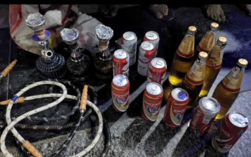 Illegal hookah and liquor openly in Raipur, VIP Road, Mehfil Restaurant, Cafe Titu, Restaurant and Cafe, 4 arrested, COTPA Act, Excise Act, Khabargali