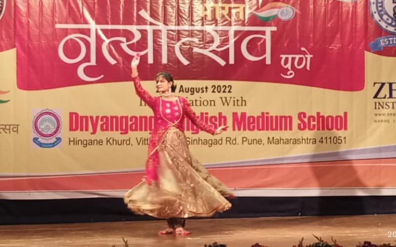 India Dance Festival, National Dance Festival 2022, Raipur Anjali Sharma, Bhartiya Sanskriti Samman-2022, Kathak Dance, Culture India, Gyanganga English Medium School Pune, Cartoonist Trymbak Prasad Sharma, Khabargali