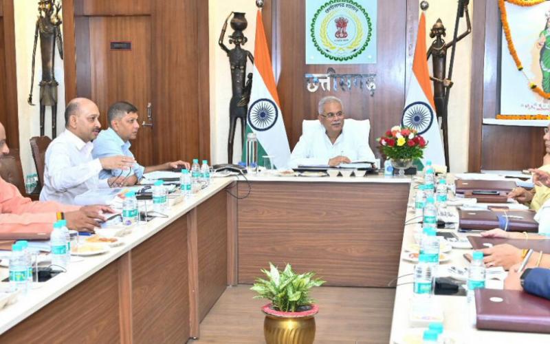 Bhupesh Cabinet took many important decisions, considering New Swagat Vihar Colony as an unauthorized colony, regularization process will be taken, plots will be given to traders in Nava Raipur at the rate of Rs 540 per square feet instead of Rs 945, Sudeep Thakur in Chhattisgarh State Hindi Granth Academy, Chhattisgarh  , Khabargali