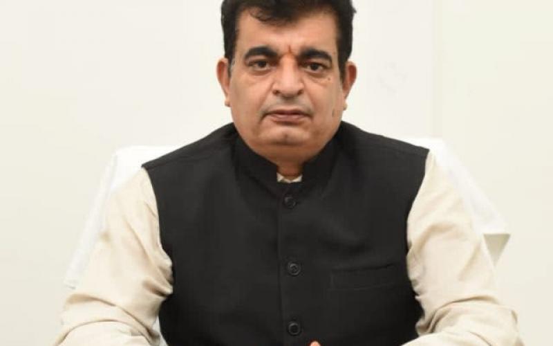 Two Panchayat Secretaries fined Rs 25,000 each, State Information Commissioner Manoj Trivedi, Chhattisgarh, Khabargali