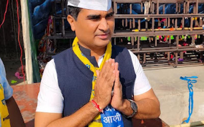 Aam Aadmi Party, Raipur West MLA candidate Nandan Singh sought public blessings by reaching out to the public, due to corruption in the western region, the common man is yearning for security and basic facilities, Nandan Singh, Chhattisgarh, Assembly Elections, Khabargali.