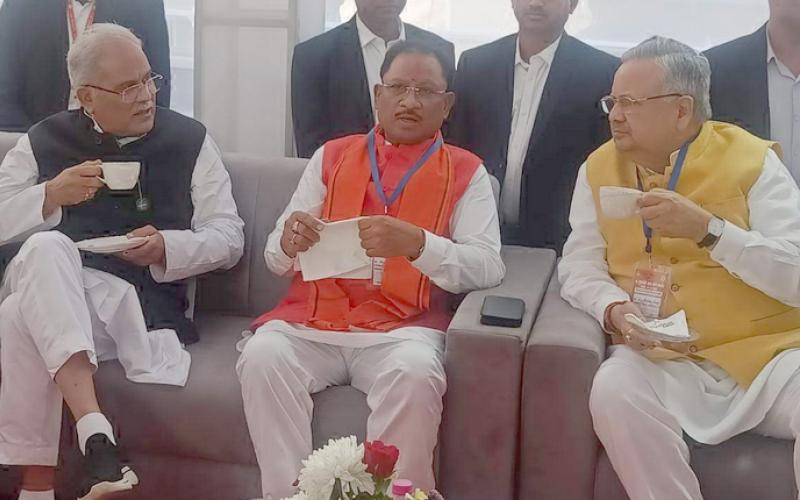 Swearing-in ceremony, former Chief Minister Bhupesh Baghel and former Deputy Chief Minister T S Singhdev, Chhattisgarh, Khabargali