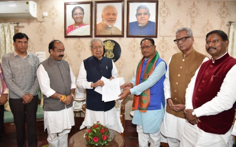 Governor Harichandan appointed Vishnudev Sai as Chief Minister and invited him to form the cabinet, Chhattisgarh, Khabargali