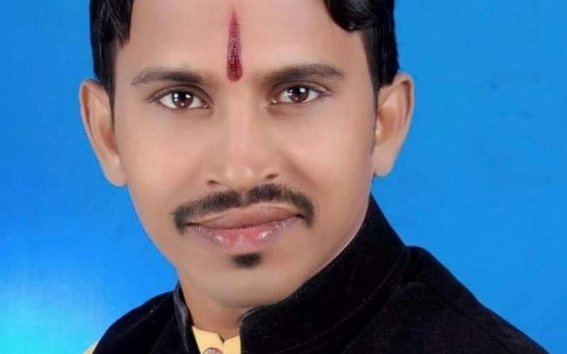 Another blow to Congress...Arang District Panchayat President Khilesh Dewangan lost his chair, Chhattisgarh, KhabargaliI