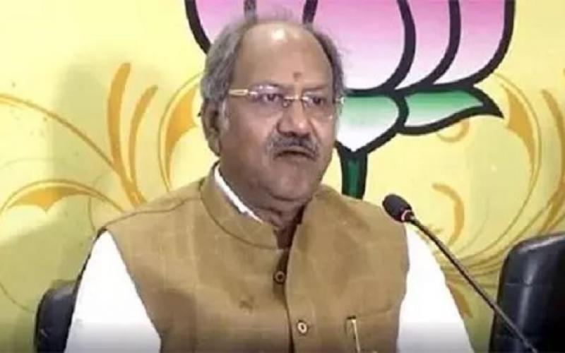 As soon as Brijmohan's name was announced, pressure increased in Congress. BJP will go ahead in campaigning by declaring candidates on all 11 seats, Raipur, Lok Sabha Elections, Chhattisgarh, Khabargali (475)