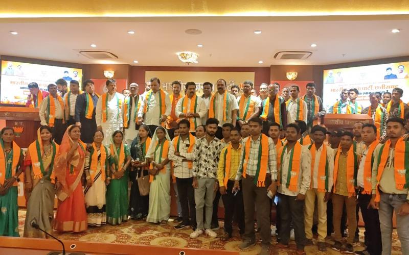 Members of all class welfare group including Korram, Kashyap, Netam took over BJP, Chhattisgarh, Khabargali