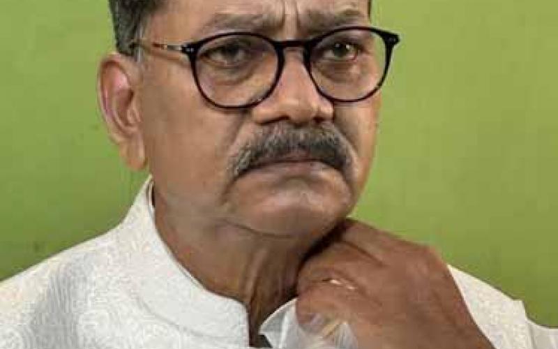 Mahant wrote a letter to the Governor to stop the deforestation in Hasdeo Aranya, Chhattisgarh Assembly Leader of Opposition Dr. Charandas Mahant wrote a letter to Governor Vishwabhushan Harichandan, Chhattisgarh, Khabargali