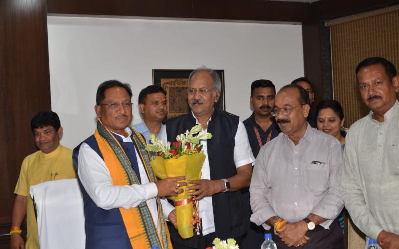 In honour of the newly elected Lok Sabha members of Chhattisgarh, Chief Minister Sai organised a dinner at Chhattisgarh Sadan, Khabargali