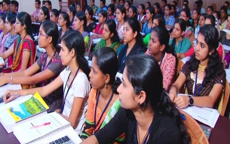 Free coaching assistance scheme started in 5 districts of the state, now children of workers will be able to do PSC, Vyapam... Latest news Hindi news big news khabargali 