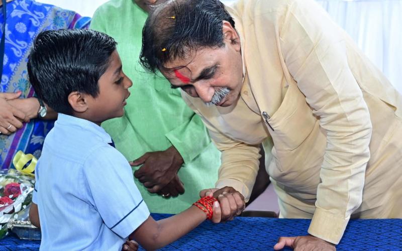 Rajesh Munat's big announcement in Mission School: Will invest the entire amount of MLA fund in the development of schools in Raipur West, former minister and senior BJP MLA Rajesh Munat, Raipur, Chhattisgarh, Khabargali