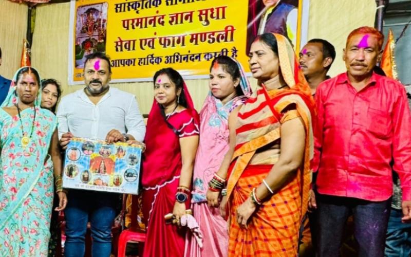 Chhattisgarh state level two day Jasgeet and Tableau competition in Chirrapara, Bhatgaon Raipur, Jai Maa Danteshwari Parmanand Gyan Sudha Seva and Phag Mandali, former president of Chhattisgarh Building and Other Construction Workers Welfare Board Sushil Sunny Agarwal, Raipur, Chhattisgarh, Khabargali