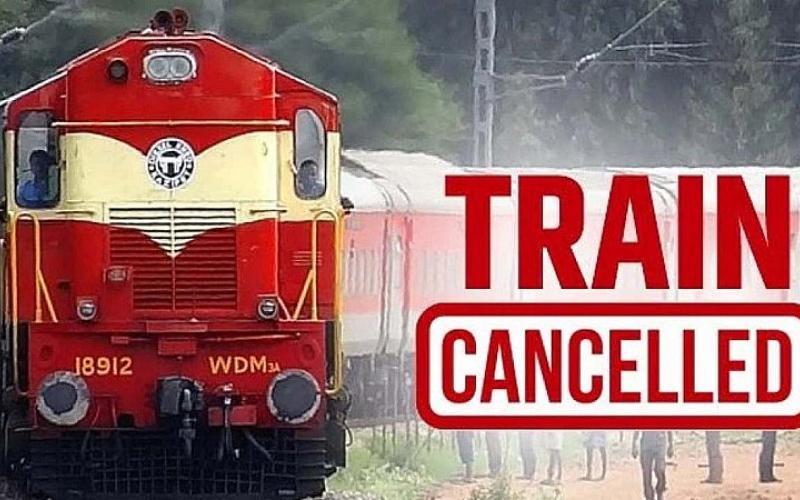 There will be heavy rain in many districts of the state even today, Meteorological Department has issued an alert.   latestnews  hindinews bignews train cancelled khabargali