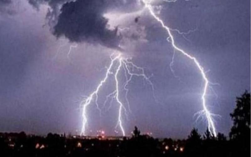 Lightning struck during area domination, two CRPF soldiers martyred, cg news hindinews latestnew cg bignew khabargali 