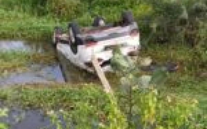 आपस में टकराई दो कार, 40 फ़ीट उछल कर पलटी, 6 युवक घायल  cg news kanker news cg latestnews cg bignews hindinews cg latestnews khabargali 