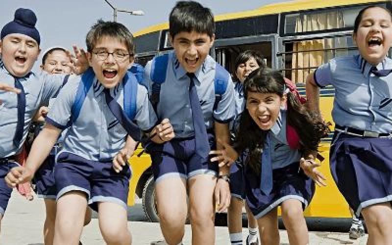 Good news for students, 8 days holiday announced in schools... cg news school holidays cg big news khabargali 
