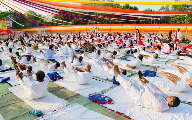 Yoga Sammelan on 2nd October National Festival, Indian Yoga Institute, Raipur, Mukesh Soni, Riya Fatnani, Khabargali