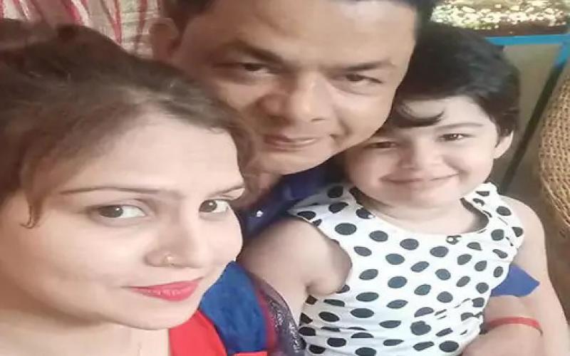 Head constable's wife and daughter murdered with sword and knife, found half naked surajpur news hindi news latest news khabargli 