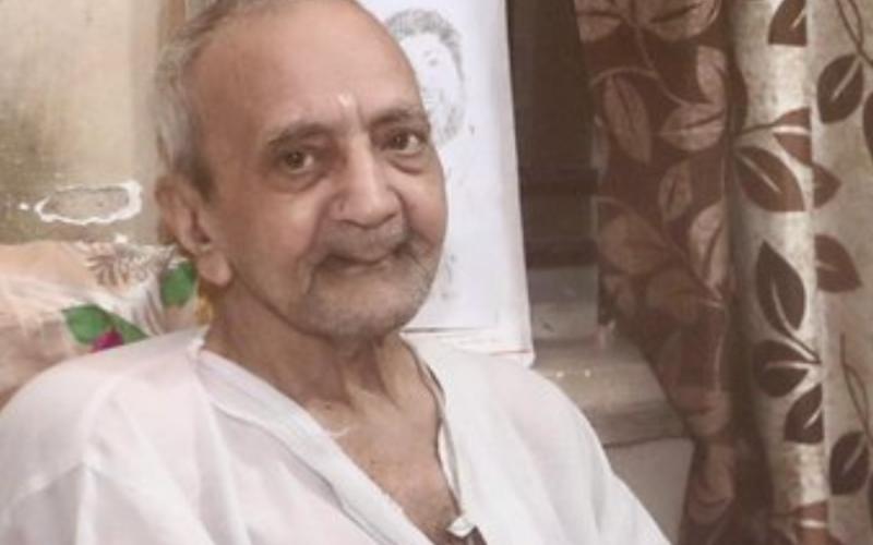 Shri Gopal Vyas became immortal by donating his body, former Rajya Sabha MP and renowned social worker Shri Gopal Vyas died on Thursday, final farewell was given with state honors, as per the wish of late Shri Vyas, his body will be donated to AIIMS, Chief Minister Vishnu Dev Sai said Shri Vyas was a great saint even while being a householder, his demise is an irreparable loss, MISAbandi Raipur, Chhattisgarh, Khabargali