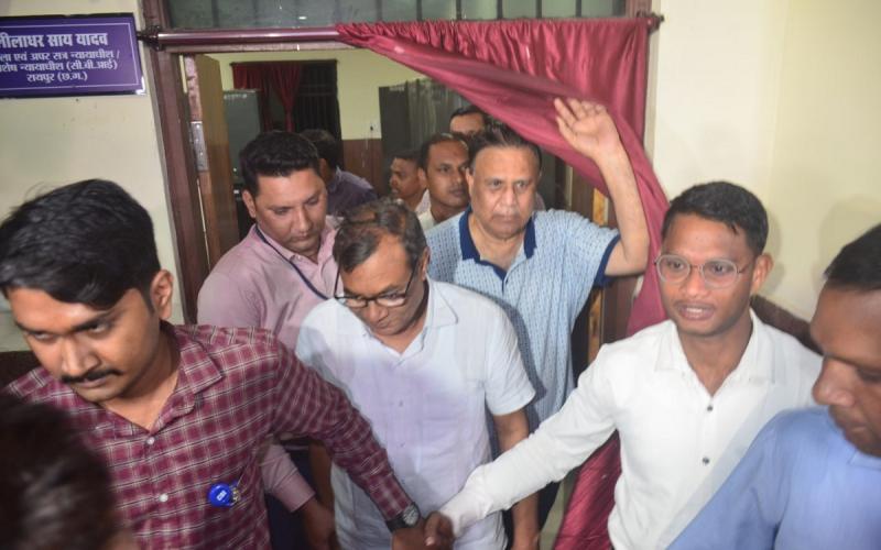  7 दिन की सीबीआई रिमांड पर भेजे गए टामन सोनवानी और गोयल, 45 लाख रुपए रिश्वत का लगा है आरोप खबरगली Taman Sonwani and Goyal sent on 7-day CBI remand, accused of taking bribe of Rs 45 lakh cg news hindi news cg big news latest news chhattisgarh news khabargali 