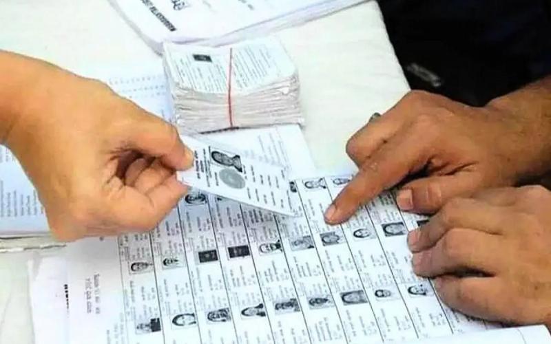 Names can be added for the elections of 18 years to be held in October, Election Commission issued order cg news cg elections khabargali 
