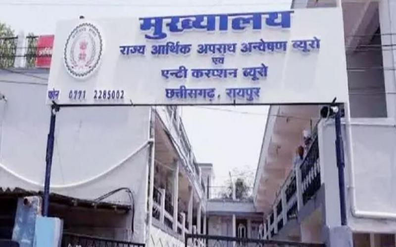  Eow का बड़ा एक्शन, पूर्व महाधिवक्ता सतीशचंद्र और आईएएस शुक्ला व टुटेजा पर केस दर्ज   Big action by EOW, case registered against former Advocate General Satishchandra and IAS Shukla and Tuteja  cg big news hindi news cg latest news khabrgali 