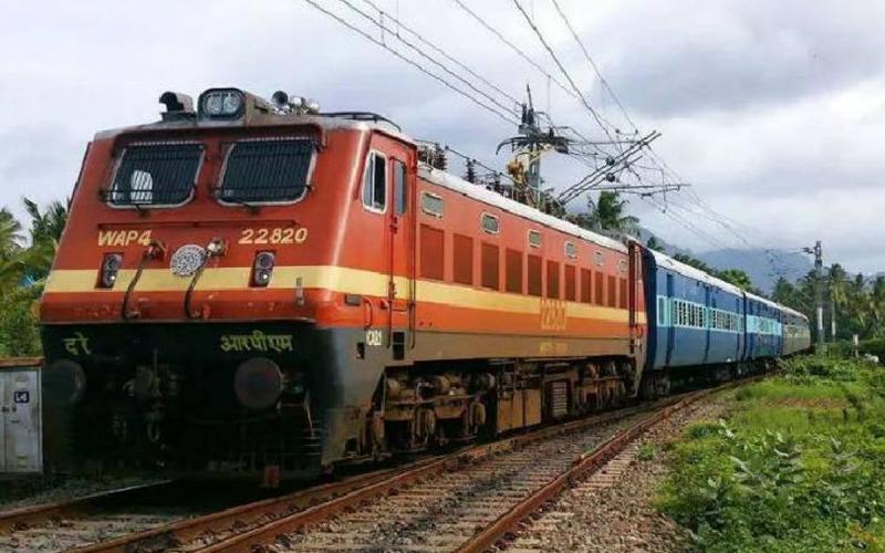 The train running from Raipur to Nava Raipur will be tested today, the train will have 8 coaches. Khabargali cg news hindi  news cg big news khabargali
