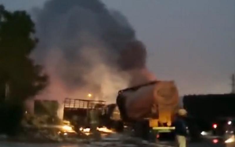 5 people burnt alive due to chemical tanker explosion, 40 vehicles caught fire, 35 people got scorched, Jaipur, Khabargali