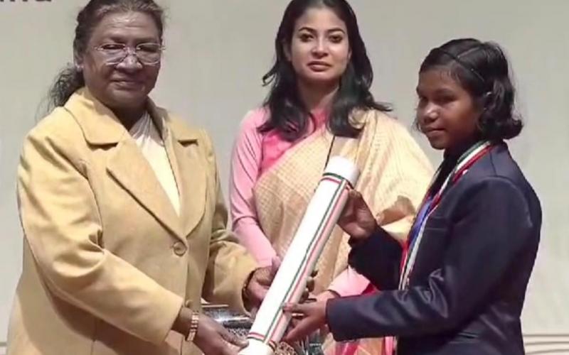 National Judo player Hembati Nag, daughter of Kondagaon, Chhattisgarh, received the Prime Minister's National Child Award, Khabargali