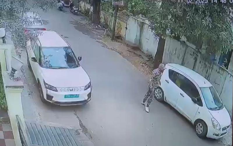 60 lakhs robbed in broad daylight in Raipur, Khabargali