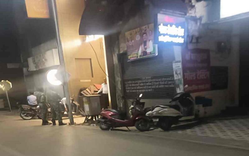 डोमिनोज में RPF का छापा, 5 स्टॉफ संदिग्ध मिले ख़बरगली RPF raid in Domino's, 5 staff found suspicious  cg news hindi news cg big news khabargali