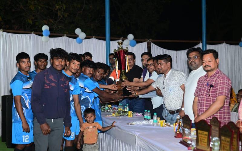 Chandan Nagar's spectacular victory against Hariharpur in PCB Trophy, Chandan Nagar wins 4-0 against Hariharpur in the night PCB Trophy 2025 inter-village football tournament, Adani, Khabargali