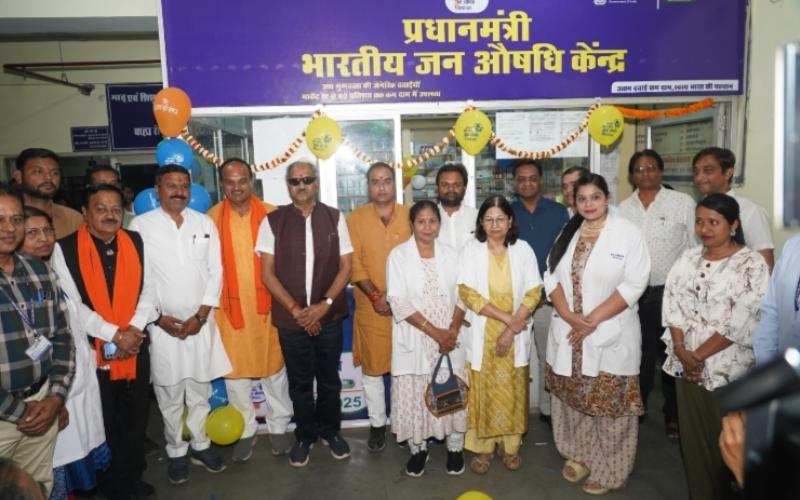 200 Jan Aushadhi Kendras will be opened in 70 wards of the capital and in the entire Raipur Lok Sabha constituency, MP Brijmohan inspected the Jan Aushadhi Kendra, the poor will get cheap medicines and the youth will get employment: MP Brijmohan Agarwal, Raipur, Chhattisgarh, Khabargali