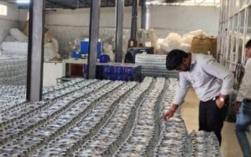 बोतल पैकेजिंग प्लांट में रेड, कई सैंपल जब्त खबरगली Raid in bottle packaging plant, many samples seized  cg news cg big news hindi news latest news khabaragali 