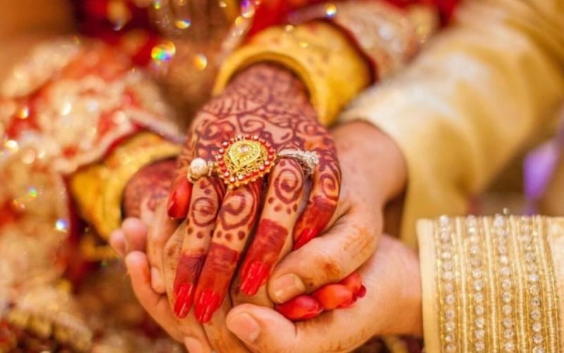 The girl got married four times by claiming herself to be unmarried and then started the game of blackmailing cg News hindi News cg big news latest news khabargli 