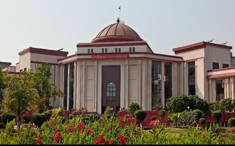Big decision of the High Court, service of employees working for two decades will be regularized Chhattisgarh news hindi News latest news khabargli 