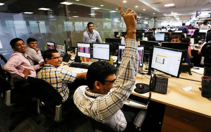 Big decision for government employees, retirement age increased hindi news latest news khabargli 