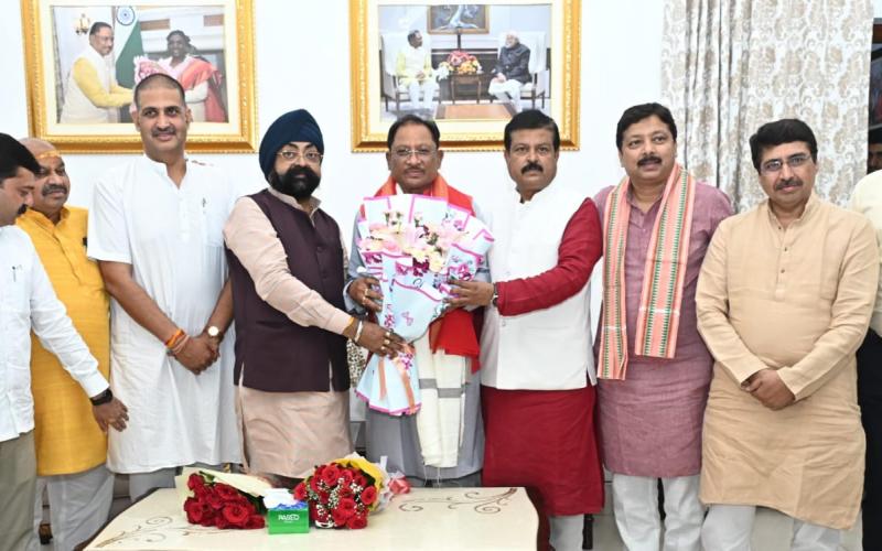 Courtesy visit of newly appointed chairmen of corporation and board to Chief Minister, Raipur, Chhattisgarh, Khabargali