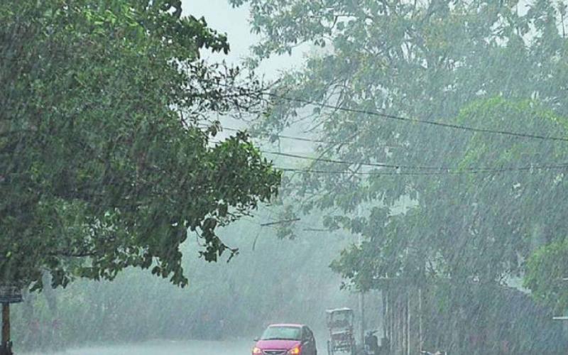 Heavy thunderstorm and lightning warning issued in Chhattisgarh today, yellow alert issued in 18 districts Raipur news latest news khabargli 