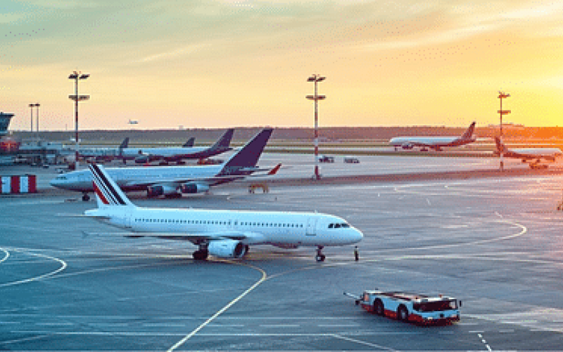 Operations resumed at 32 airports which were closed amid Indo-Pak tension Hindi news latest News big News khabargli 