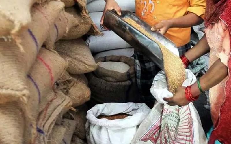 Rice for three months will be available at once, relief from long queues at ration shops latest news hindi news Raipur News Chhattisgarh News khabargali