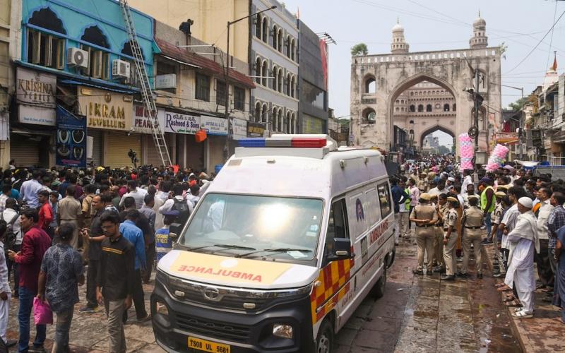 17 people died in Hyderabad, massive fire broke out near Charminar latest news hindi news big news khabargali 