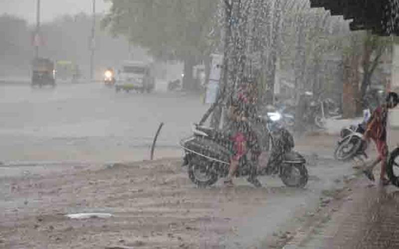 Heavy rain likely in Chhattisgarh late night, monsoon reaches Bastar latest news hindi News big news khabargali 