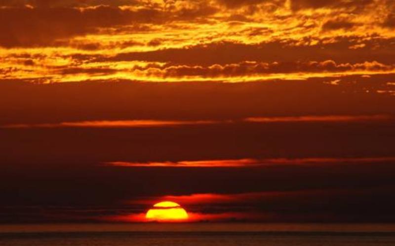 Today, 21st June is the longest day of the year, there will be light for 13 hours and 26 minutes late latest news hindi news big news khabargali 