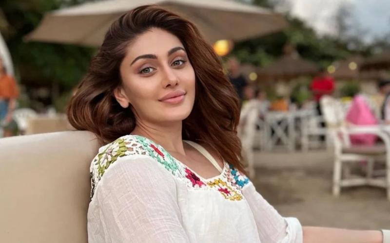 Actress Shefali Jariwala died at the age of 42, she became famous with the song Kaanta Laga hindi news latest news Big news hindi news khabargali 