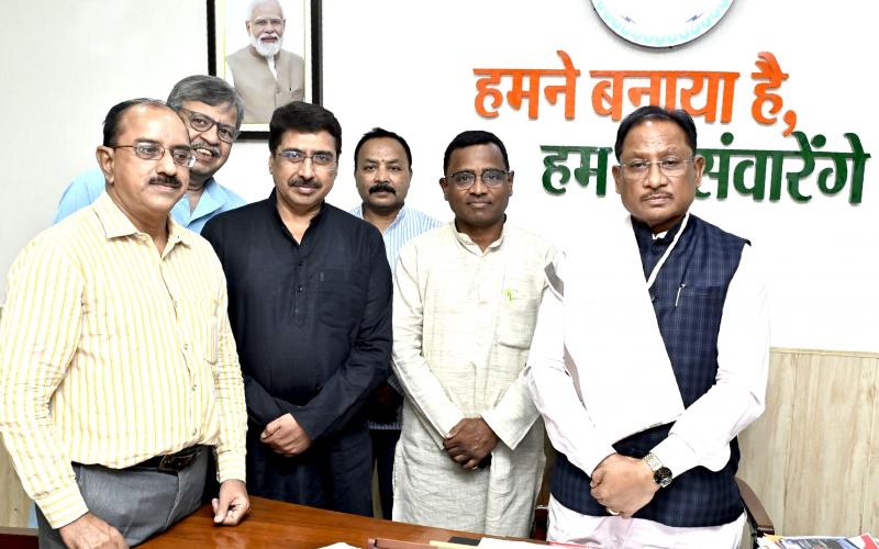 Government should arrange motivational tour of Cellular Jail for children, Maharashtra Mandal President Kale made this demand in a meeting with Chief Minister Vishnudev Sai, Chhattisgarh State Medical Service Corporation Limited Chairman Deepak Mhaske Raipur, Chhattisgarh, Khabargali,