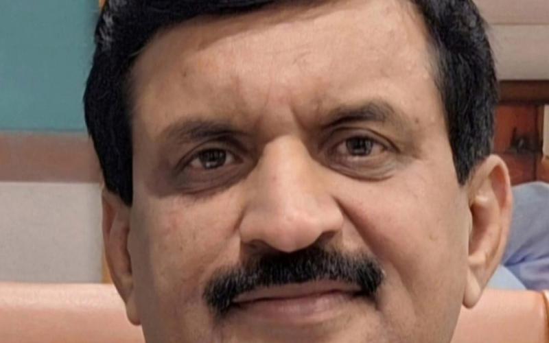 Para eliminar el miedo y la ilusión de fantasmas, espíritus y brujas, el comité de erradicación de la superstición realizará una visita nocturna en Hareli, Dr. Dinesh Mishra, Presidente del Comité de Erradicación de la Superstición, Raipur, Chhattisgarh, Khabargali