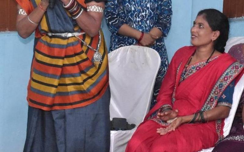 JCB Didi Damyanti will participate in the expo of Japan and Malaysia, Chief Minister provided financial help Chhattisgarh news hindi news Big news latest news khabargali 