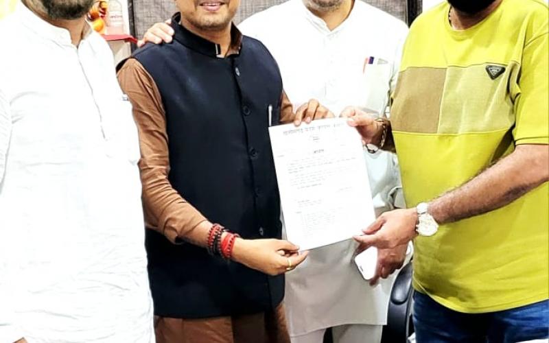 State Congress Committee appointed Youth Congress National Spokesperson Sanjeev Shukla as the state in-charge of social media for 'Kisan Jawan Samvidhan Jan Sabha Program', Chhattisgarh Khabargali