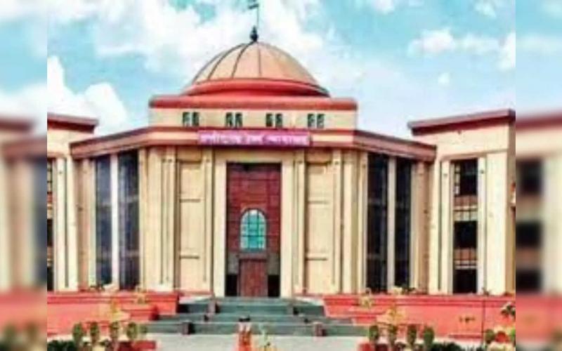 Bureaucracy brought disrepute to Chhattisgarh government, High Court issued warrant and contempt notice to three IAS officers, Khabargali