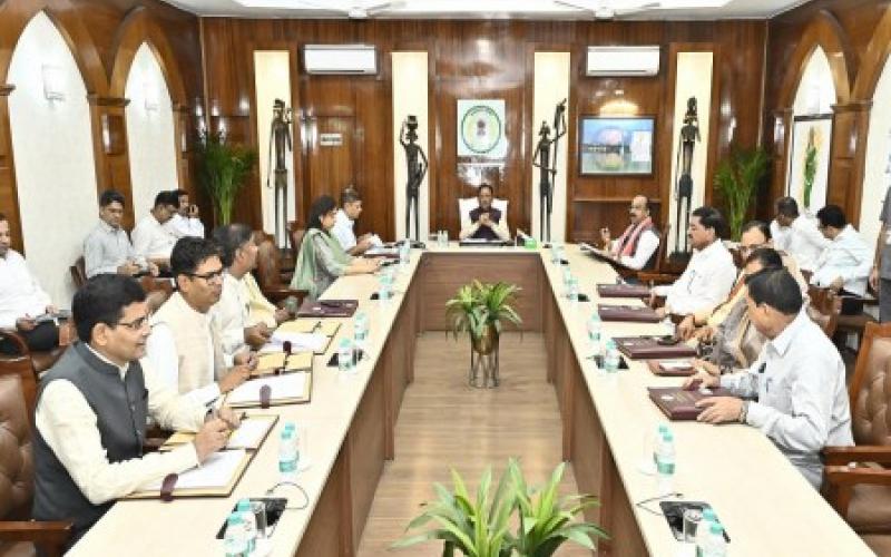 The government gave compassionate appointment to the wife of martyr Akash Rao Girpunje on the post of DSP, see the major decisions of the cabinet hindi News big latest Chhattisgarh News khabargali 